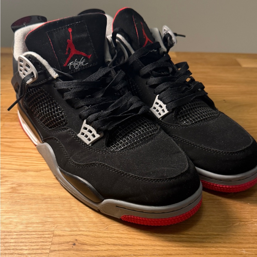 Nike Air Jordan Retro 4 - Bred